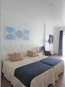Sandra Rooms - Image 2
