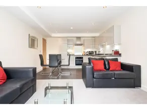 4 Chapel Apartments Stylish 2-Bed Flat Near York City Centre Pass the Keys - Image 2