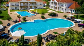 Aranyszarvas Panzió****, Étterem és Grillterasz - Image 3