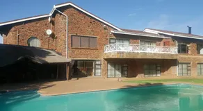 Krige Lodge B&B - Image 2