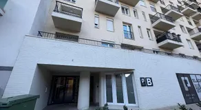 Downtown 2 bedrooms nearby Duna river Balcony-Garage 10 euro per day - Image 4