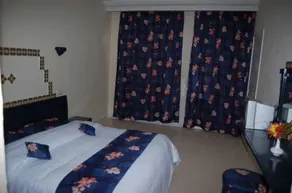 Hotel Diana Beach - Image 2