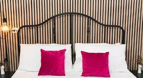 Fifteen Apartment - Image 2