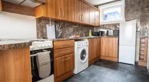 Marina House - Image 5