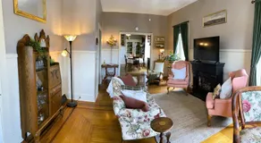 Historic Victorian Apartment - Image 2