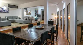 Made iN2 Creative Guest House - Image 3
