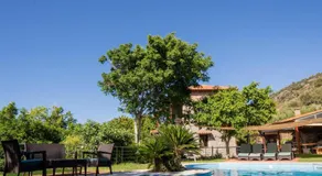 Iris Stone Built Villa - Image 2