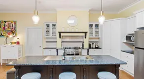4-Bed 3-Bath Sunset Haven - Image 3