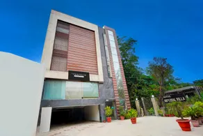 Super Townhouse South Delhi - Image 5
