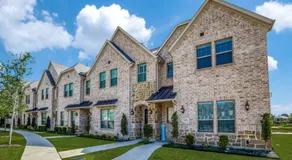 Beautiful 3 story luxury home close to the fun! - Image 5