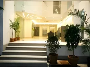 Orbett Hotel - Image 4