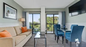 Tranquil Garden View 2 Bed 2 Bath Balcony Condo 7 Min to Universal - Image 2