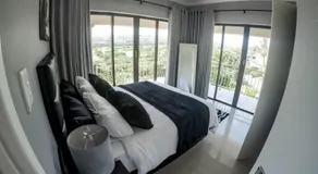 CONDO VILLAS ON MARINE DRIVE - Image 2