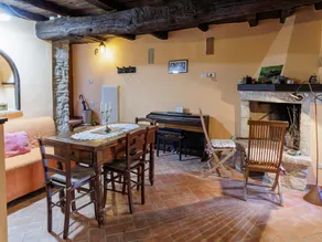 Apartment in Firenzuola near Lake Arezzo - Image 3
