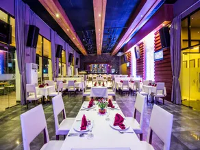 Ariana Hotel - Image 4