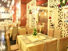 Chengdu Tianyi Grand Garden Hotel - Image 3