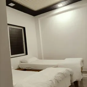 Shiv Bhakt Palace - Image 5