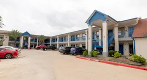 Azul Inn Houston Hobby Airport - Image 4