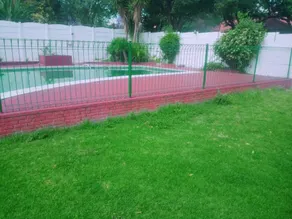 Derrick Guest House - Image 4