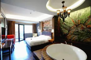 Elegant Hotel - Image 2