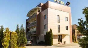 Hotel M3 - Image 5