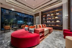 Home Inn Plus Shanghai Lujiazui Dongfang Road - Image 2