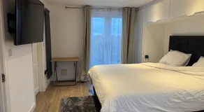 Comfy En-suite King Size room - Image 2