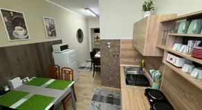 Jasmin Pension Central Location Shared Kitchen Pet Friendly - Image 4