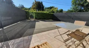 Charmant appartement au rez de jardin d'une maison - Image 3