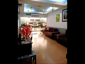 STAR HOTEL - Image 2