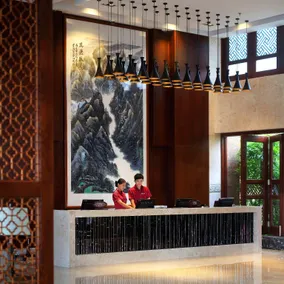 Four Season Ocean Courtyard Hotel - Image 3
