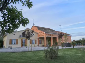 Villa veneciana con piscina y sauna - Image 3