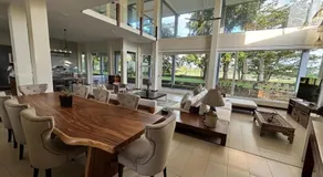 Lakeside Suites By cmb apartments - Image 4