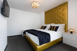Deluxe Double Room - BGold Luxury Rooms - Image 4