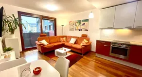 Entire Apartment, Free Parking,near Clarion, O2 Arena, Metro 3 min, Christmas Market, City Center 15 min - Image 2