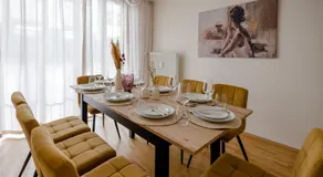 Lumen Homes - Altstadt-Residenz, direkt im Zentrum, geräumiges Apartment mit 5 Zimmern, Küche - Image 5