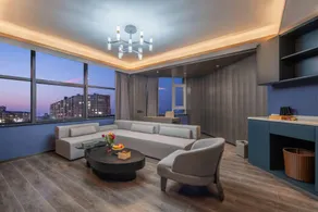 Meihua Lizhi Hotel (Zhouzhi Waterfront Oriental Branch) - Image 5