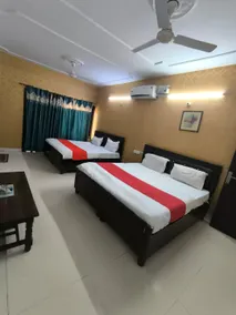 Hotel Diamond Leaf - Image 5