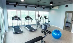 V Square hotel - Image 4