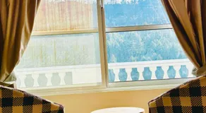 Grand Montis Hotel - Image 5