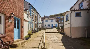 Host & Stay - Sea Haven - Image 4