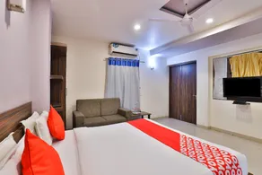 OYO Hotel Summit - Image 2