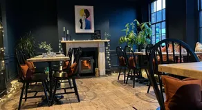 Smiths Townhouse - Image 2