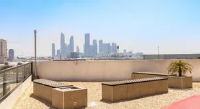 Simply Comfort Vacation Homes Rental Binghatti Gateway Family 2BR with Balcony, Close to Dubai Mall & Burj Khalifa - Image 4