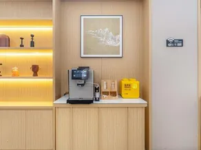 Meiji Movie Hotel (Nanjing Yuhuatai Scenic Area Andemen Subway Station) - Image 4