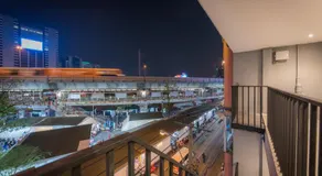 Yello Rooms Hotel Victory Monument - Image 3