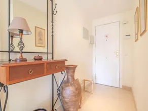 Premium apartment in Benahavis with balcony - Image 4