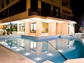 Hotel Apollo - Image 2