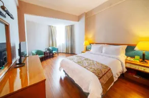 Overseas Chinese Hotel - Image 2