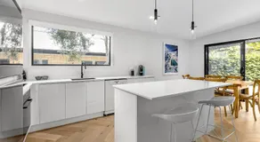 1 Love, 2 Seas - Boutique Beach House - Image 3